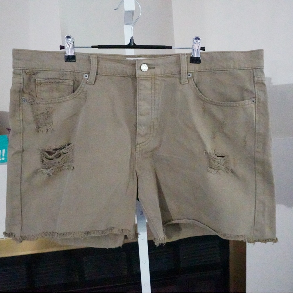 Lucky Brand sz 16 / 33 The Boyfriend Shorts Distressed Button Fly Greenish Brown
